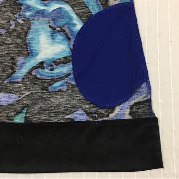 Bold,floral swing dress- Express- early 2000s - Picture 6 of 8